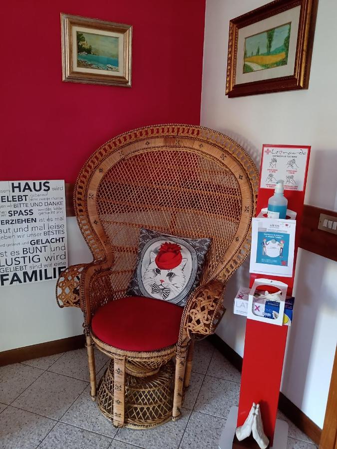 Casapatrizia B&B Сирмионе Екстериор снимка