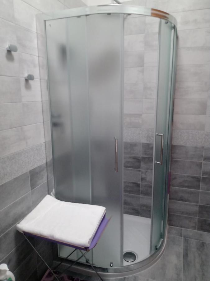 Casapatrizia B&B Сирмионе Екстериор снимка