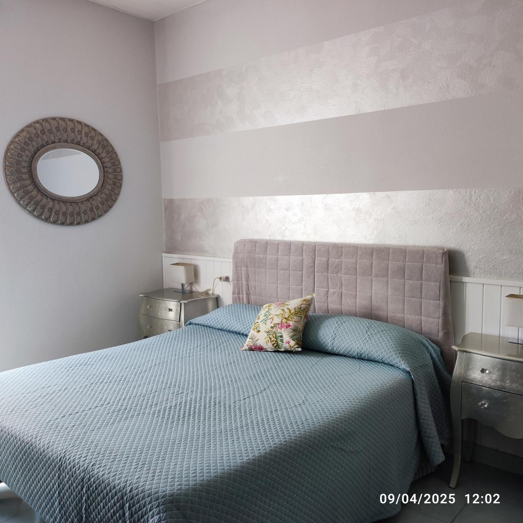 Casapatrizia B&B Сирмионе Екстериор снимка
